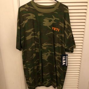 Yeti Camo Short Sleeve tee